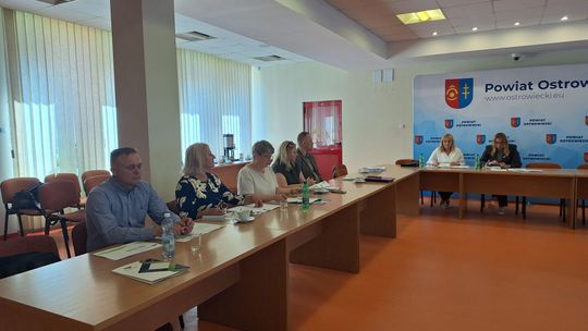 OSTROWIEC | Obradowała Powiatowa Rada Rynku Pracy