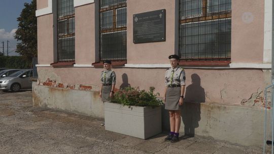 Ostrowiec : Oddali hołd pamięci bohaterom II wojny światowej