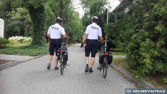 Ostrowiec: Rowerowe patrole policji wyjechały na ulice 
