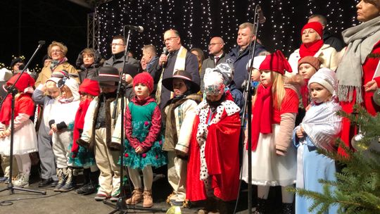 Ostrowiec: Spotkanie opłatkowe na Rynku