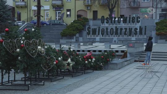 Ostrowiec Świętokrzyski rozpoczyna sezon świąteczny: 6 XII rozświetlenie choinki Ostrowiec Świętokrzyski rozpoczyna sezon świąteczny: 6 XII rozświetlenie choinki