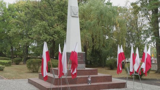 Ostrowiec : Upamiętnienie Bohaterów II Wojny Światowej