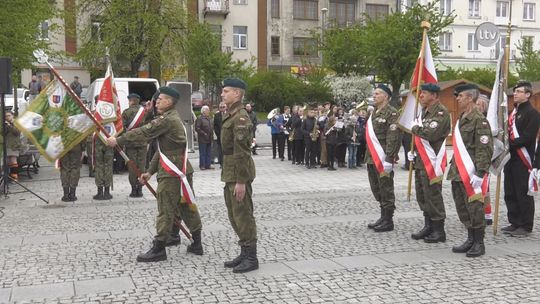 Ostrowiec świętował rocznicę uchwalenia konstytucji 