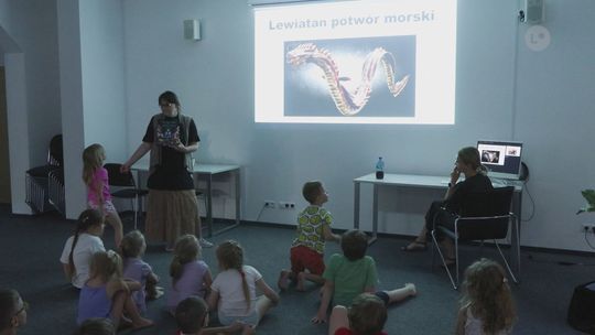 OSTROWIEC | Wakacyjna przygoda w bibliotece już się rozpoczęła