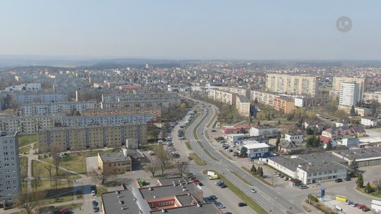 Ostrowiec wyludnia się. Ilu mieszkańców ubyło?