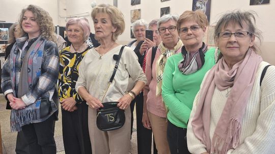 OSTROWIEC | Zwierzęta i krajobrazy w realiźmie. Wystawa Anny Kucharskiej
