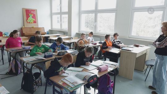 Ostrowiecki samorząd wspiera szkoły, uczniów i nauczycieli