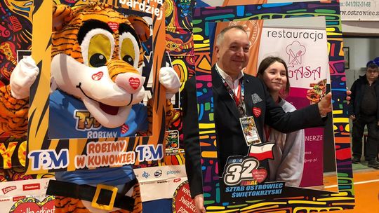 Pierwsi wolontariusze już w sztabie