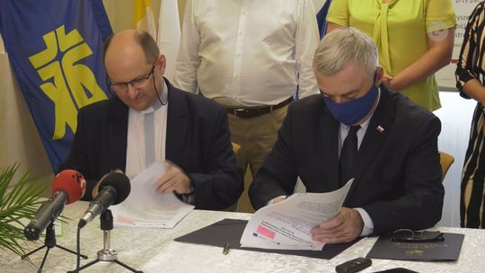 Podpisano umowę na utworzenie Dziennego Domu Opieki Medycznej 