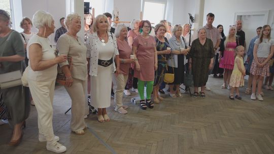 Połączenie sztuki i natury w międzypokoleniowym projekcie