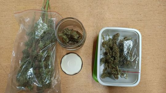 Policja w Ostrowcu zatrzymała 35-latka. Grozi mu do 10 lat więzienia