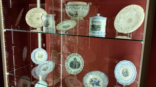 Porcelana, ceramika i sztuka w pałacu
