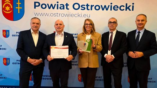 Powiat Ostrowiecki uhonorowany.  Nagroda za działania na rzecz poprawy bezpieczeństwa