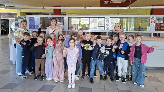 Przedszkolaki rozpoczęły przygodę nad wodą