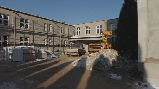 Remont PSP nr 1 przy ul. Trzeciaków. Uczniowie wkrótce będą się uczyć w jednym budynku