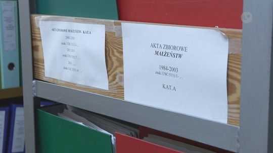 Rodzi się mniej osób, umiera więcej