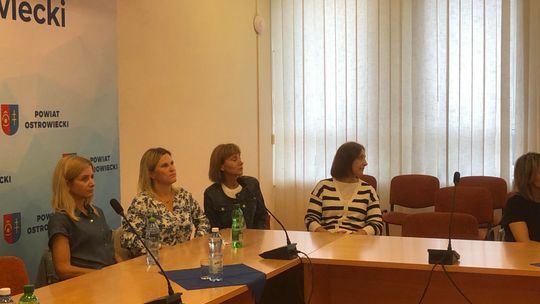 Rozmawiali o pieczy zastępczej. Wizyta urzędników z Podkarpacia