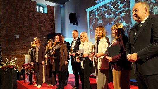 Samorząd dziękuje ok. 80 NGO za pracę na rzecz lokalnej społeczności Samorząd dziękuje ok. 80 NGO za pracę na rzecz lokalnej społeczności