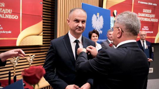 Samorządowcy uhonorowani podczas gali z okazji Dnia Samorządu Terytorialnego