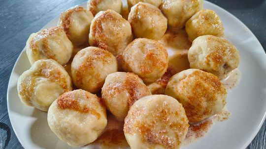 Smaki Basi - Knedle ze śliwkami