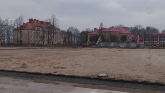 Stadion lekkoatletyczny powstaje zgodnie z planem