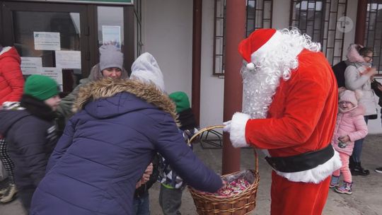 Święty Mikołaj odwiedzi najmłodszych z gminy Ćmielów 