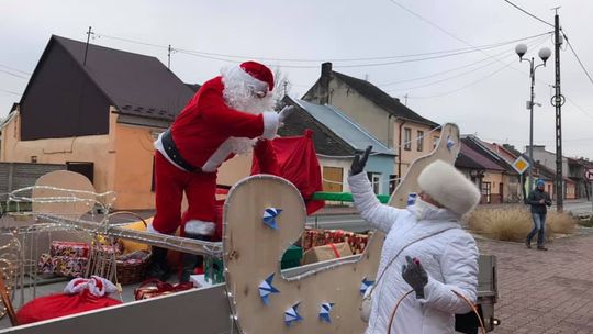 Święty Mikołaj zawitał do Ćmielowa 