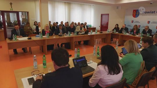 Szpital pod lupą radnych. Rozmowa o pieniądzach i przyszłości