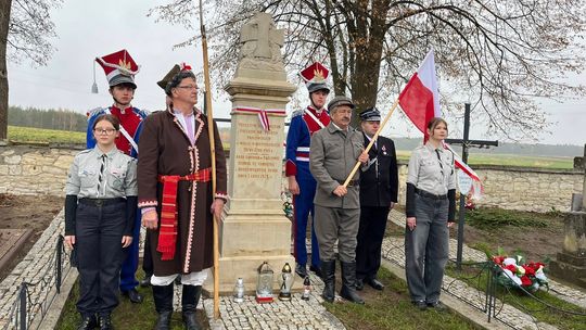 Tarłów uczcił 107. rocznicę odzyskania niepodległości