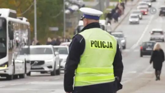 Trzej nietrzeźwi kierowcy zatrzymani podczas sylwestrowych patroli w powiecie ostrowieckim