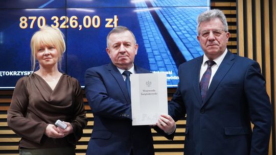 Umowa podpisana. Będzie remont ulicy w Bodzechowie