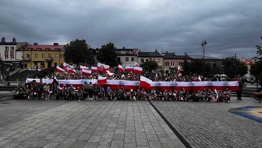 Żywy Znak Polski Walczącej ku pamięci powstańców