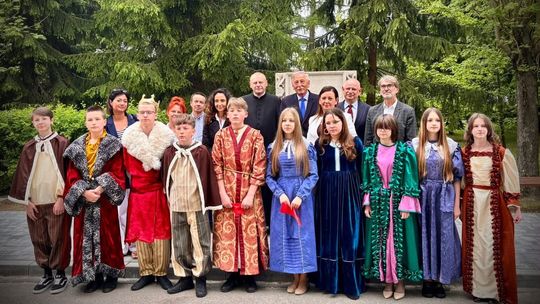 Uczniowie i nauczyciele uczcili Krzysztofa Szydłowieckiego