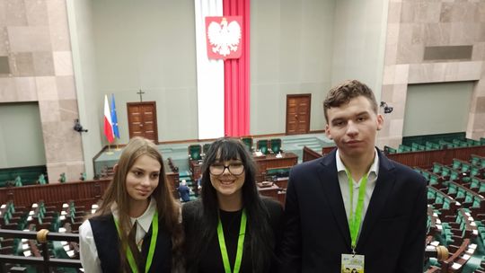 Uczniowie „Promyka” na Sesji Sejmu Dzieci i Młodzieży