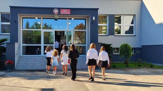 Nowy początek w największej podstawówce