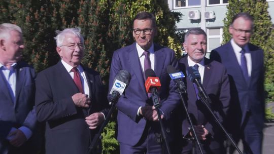 Ultimatum prezesa dla posłów