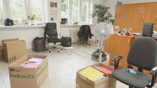 ĆMIELÓW | Utrudnienia dla petentów. Rozpoczął się remont