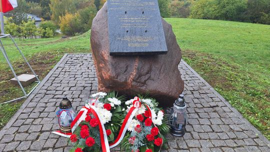 Władze Ostrowca uczciły 83. rocznicę likwidacji getta