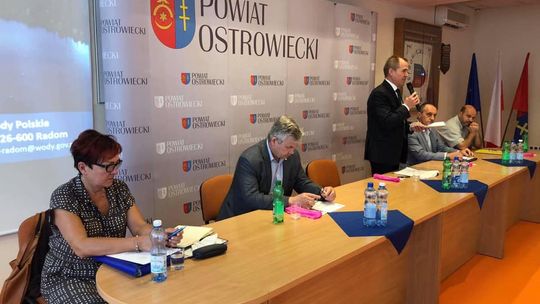 Wody Polskie wspólnie z samorządami chcą walczyć z suszą 