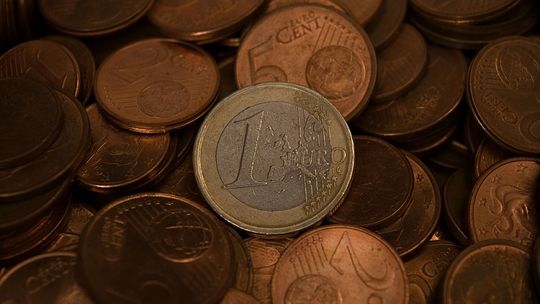 Wspólny kredyt mieszkaniowy z partnerem, który nie pracuje