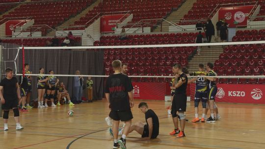 Zacięta rywalizacja i dobra zabawa. Triumf Walecznych Rosomaków