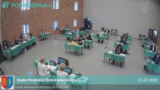 Zarząd Powiatu Ostrowieckiego z absolutorium za 2019 rok