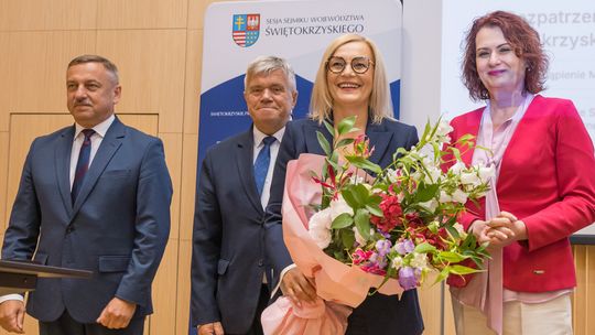 Zarząd województwa świętokrzyskiego z wotum zaufania i absolutorium za wykonanie budżetu