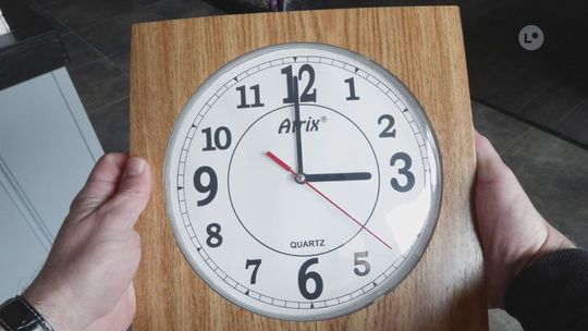 Zmiana czasu - tracimy godzinę snu. Czy nadal ma to sens?