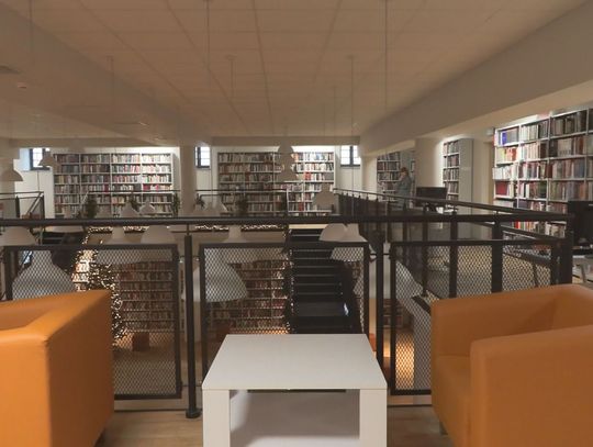 8 maja. Dzień, w którym biblioteki i czytelnicy spotykają się w centrum uwagi