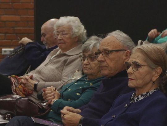 Bezpieczny senior w sieci