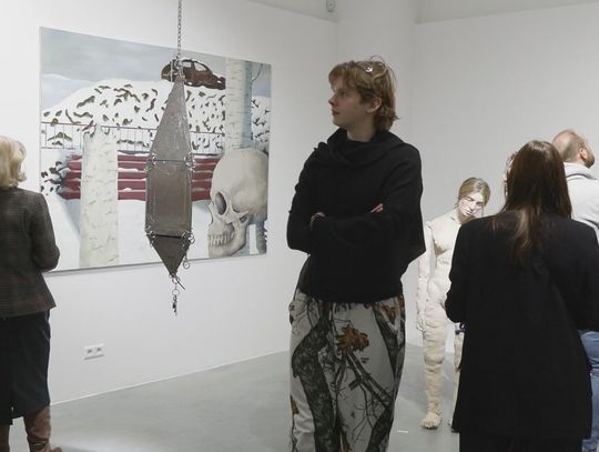 BWA Ostrowiec: ARTsploty - biżuteria artystyczna i Świąteczna pracownia radości BWA Ostrowiec: ARTsploty - biżuteria artystyczna i Świąteczna pracownia radości