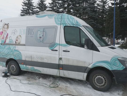 Dentobus w Ostrowcu Świętokrzyskim. Bezpłatne usługi stomatologiczne dla dzieci Dentobus w Ostrowcu Świętokrzyskim. Bezpłatne usługi stomatologiczne dla dzieci