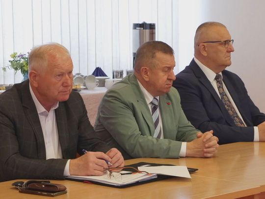 Dwukadencyjność pod znakiem zapytania