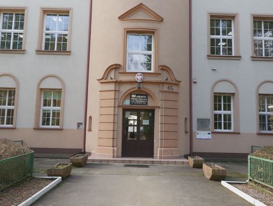 Inwestycje w szkołach. Prawie 4 mln zł na gruntowną modernizację „Bronka”
